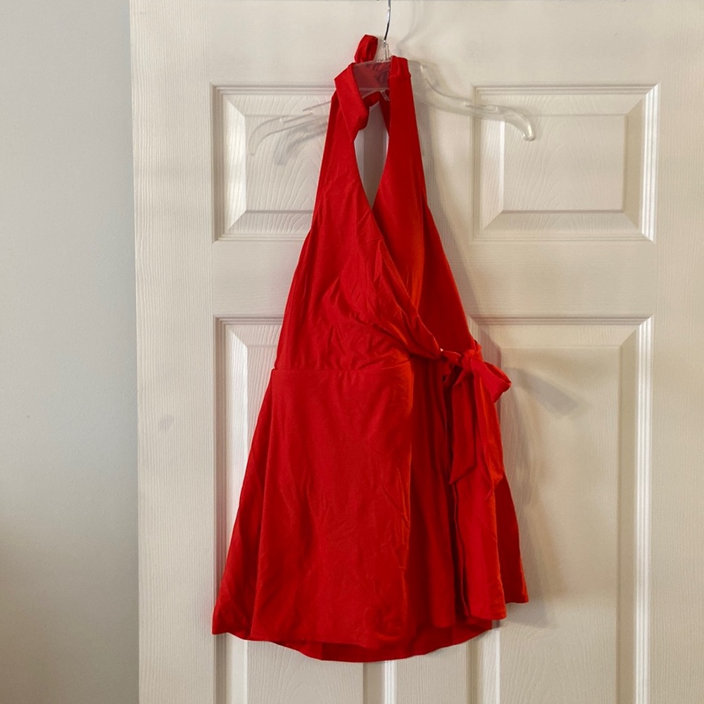 J.CREW SWIMSUIT SIZE 8 BEAUTIFUL COLOR RED SEE ALL PHOTOS